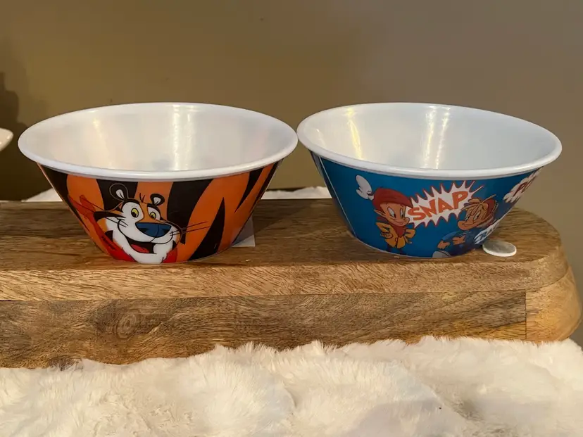 Kellogs Cereal Bowls Frosted Flakes and Rice Krispies