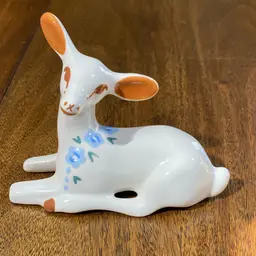 VTG Hand Painted White Deer Figurine