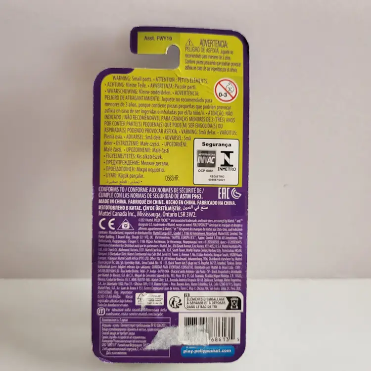 Polly Pocket Mattel Minor Package Damage FWY19 Model Nicolas Wells