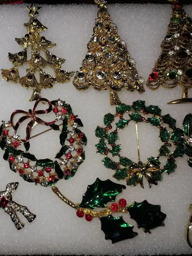 Christmas Brooch Pop-Up Show!!