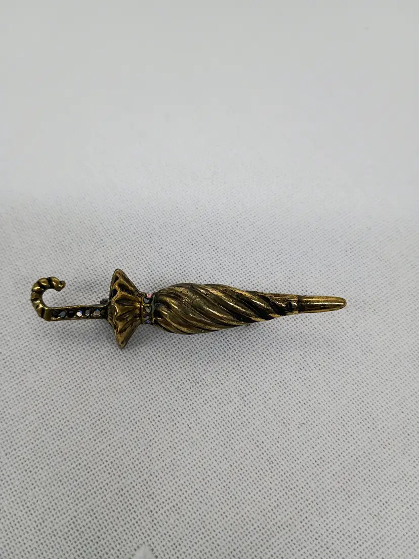 Taramanda Gold Tone Umbrella with Rhinestone Accents Brooch Pin