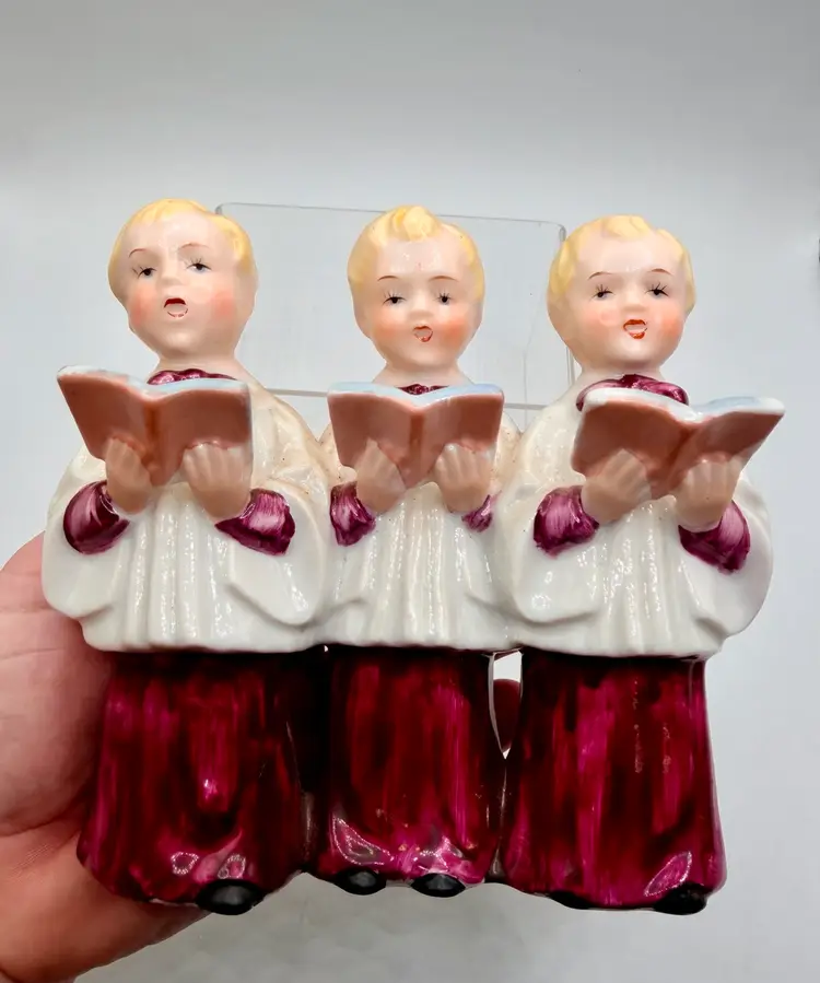 Vintage Christmas Japan Three Choir Boys Singing Combo Music Porcelain Figurine