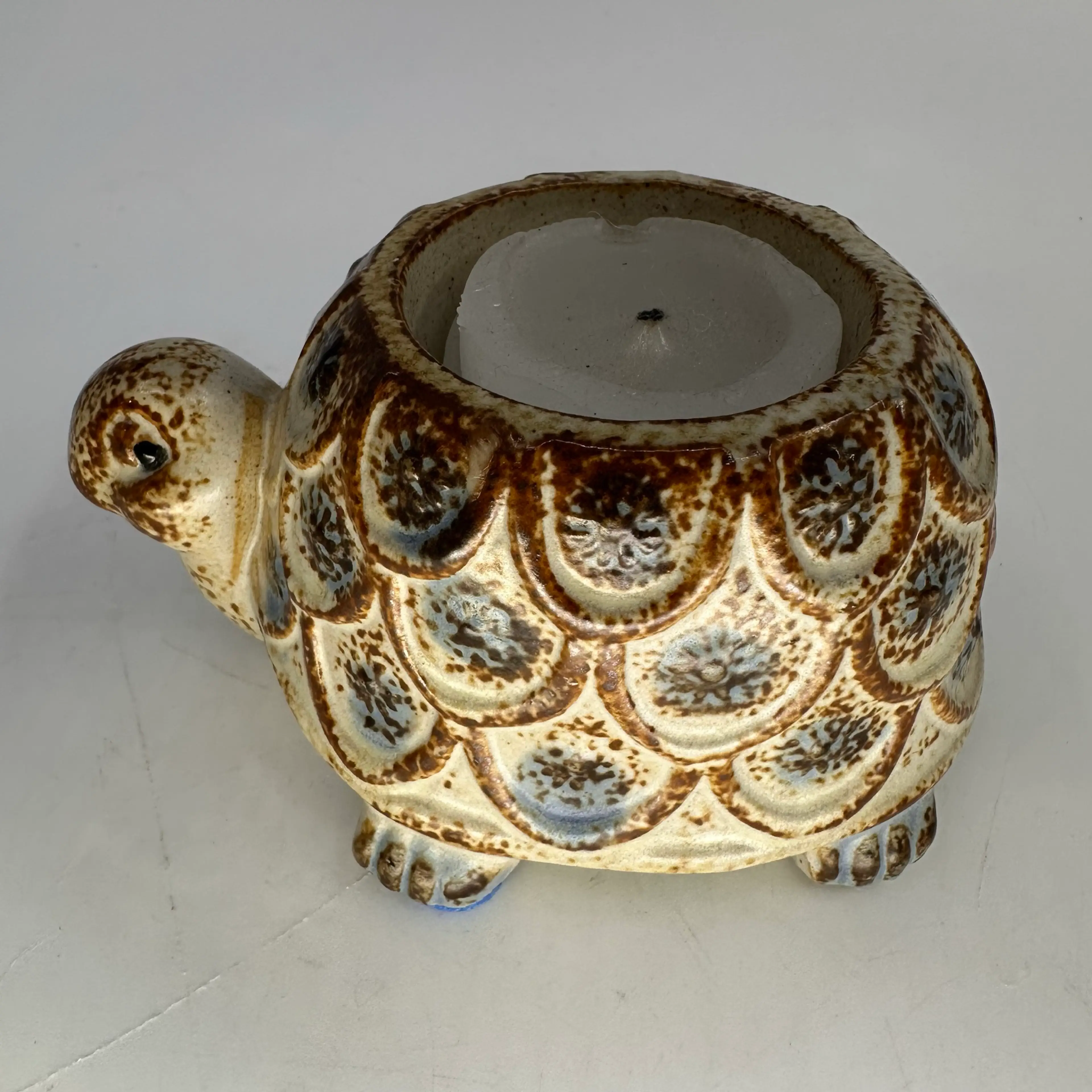 Image 2 of 4
