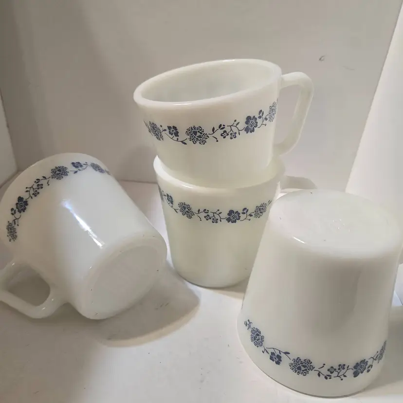 Vintage Pyrex 4 Mugs Summer Impressions Blue