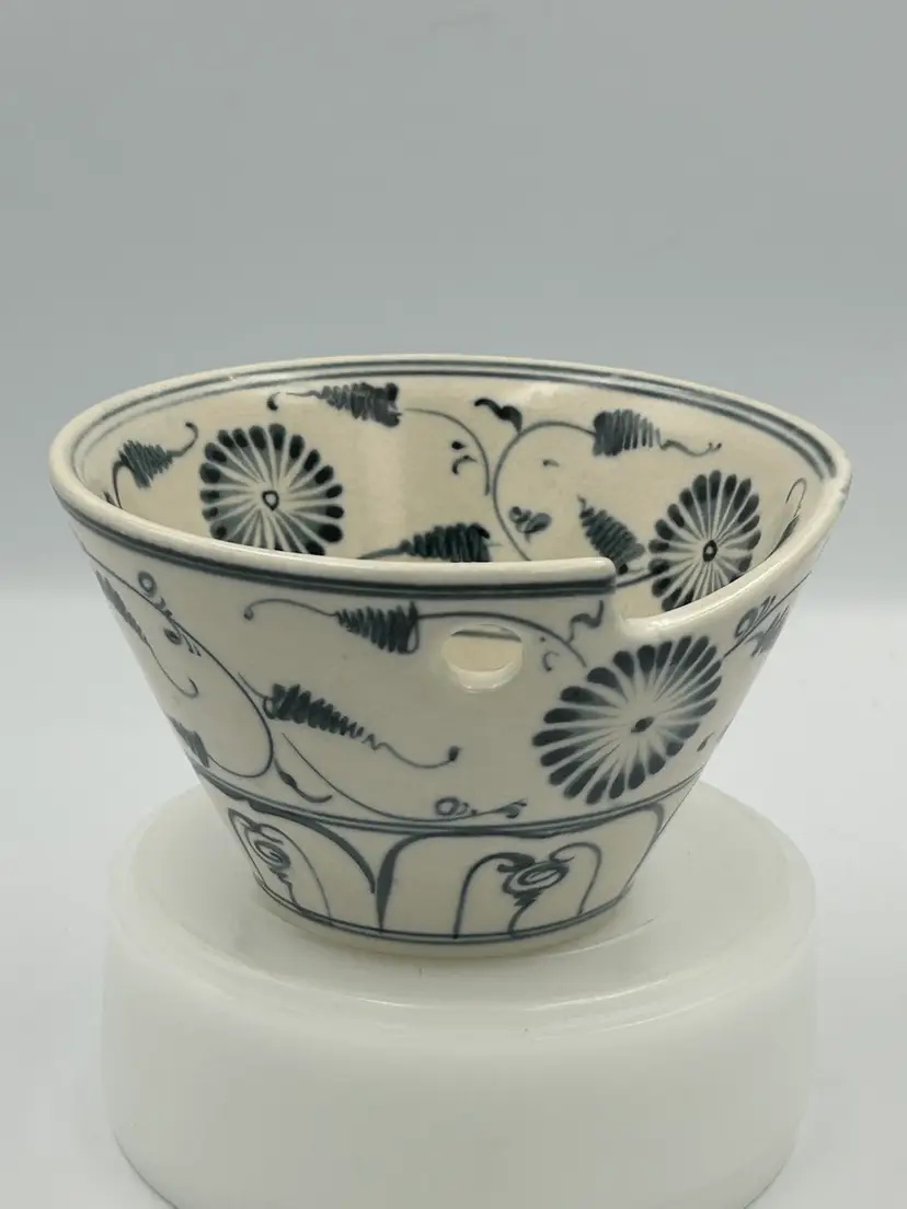 Blue and white floral porcelain bat Trang bowl with hole and cut out