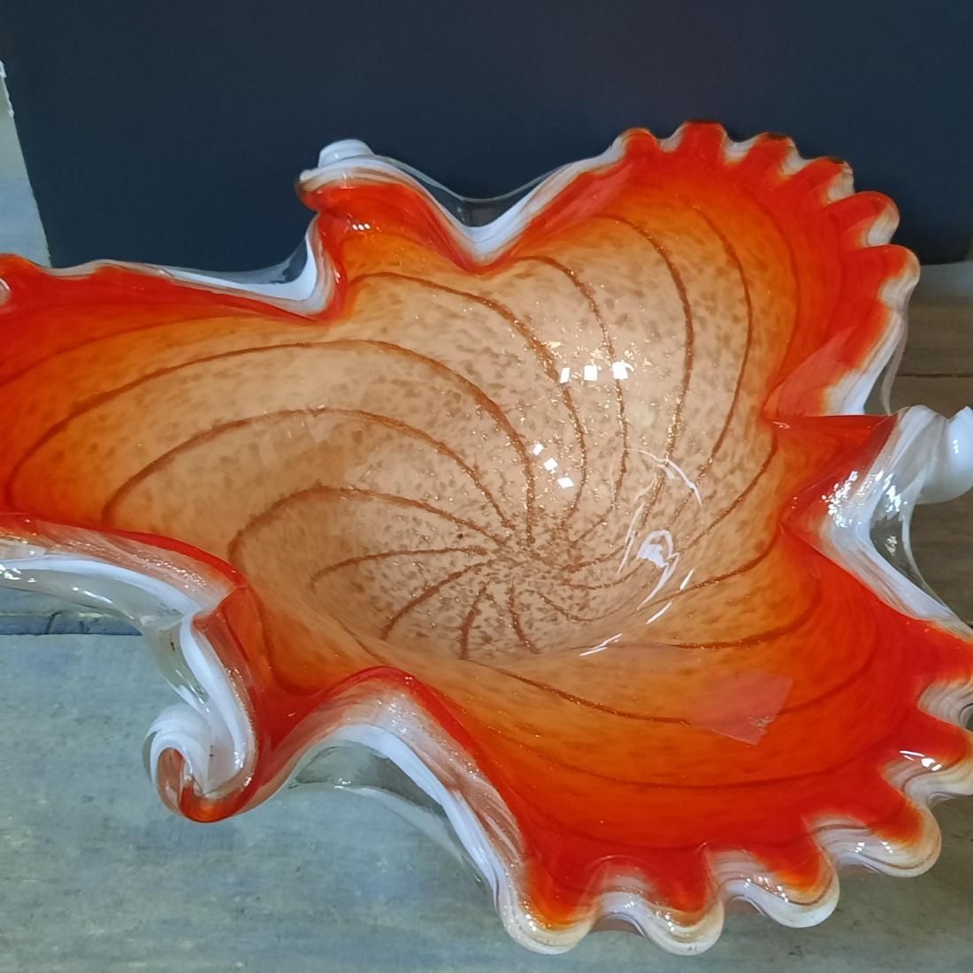 Niknax · Fratelli Toso Murano Free Form Leaf Bowl Copper