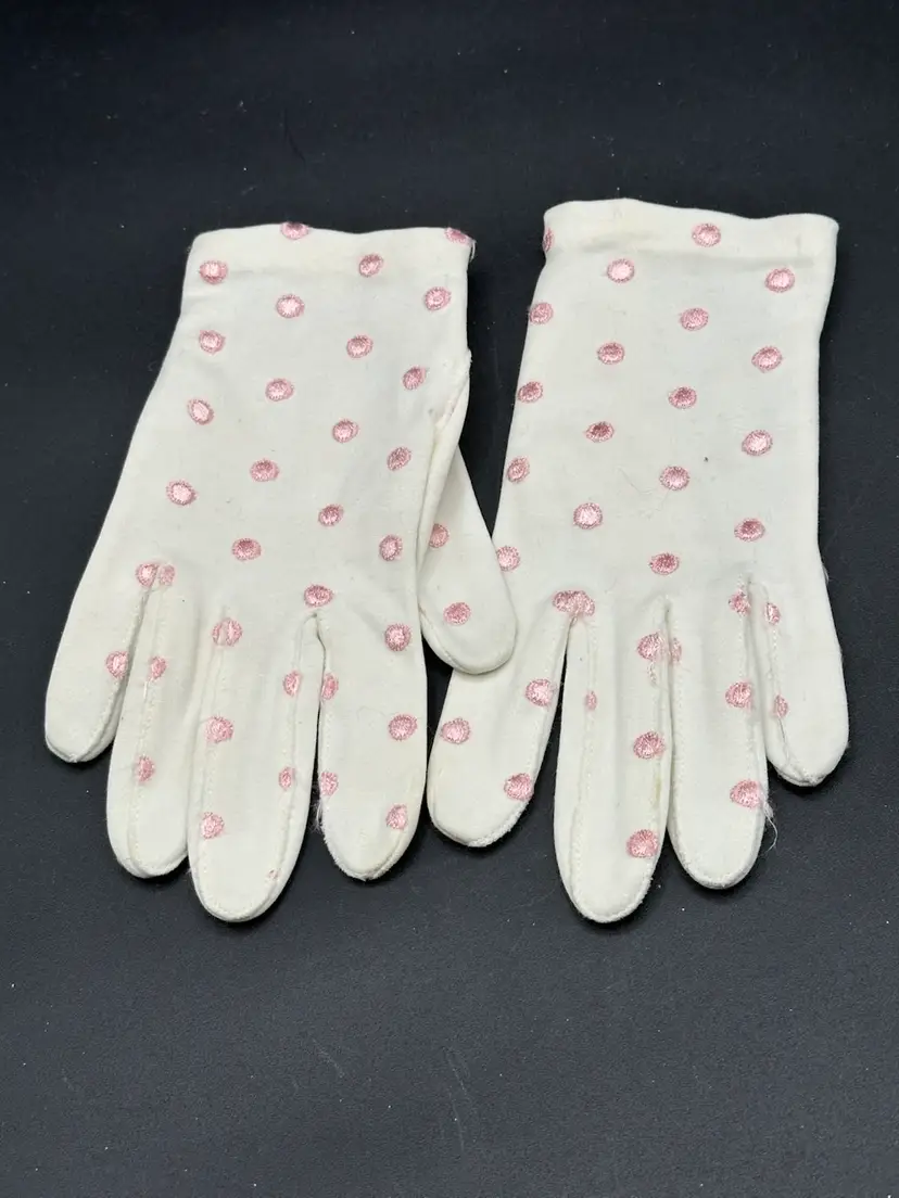Vintage White Cotton Wrist Gloves w/Pink Embroidered Eyelets USA