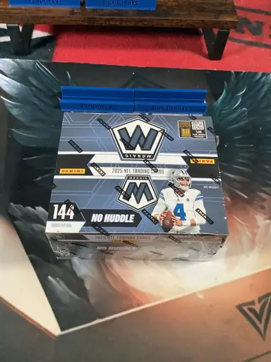 S6E6 - 2025 Panini Mosiac No Huddle Treasure Hunt