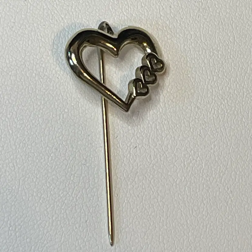 Heart Stick Pin Gold Tone
