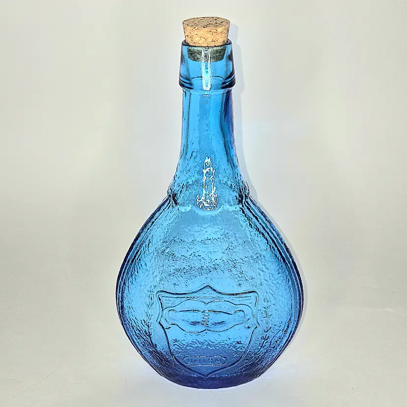 152  Wheaton Union Bitters Bottle Embossed Shield/Hands & Dove/Ribbon VTG