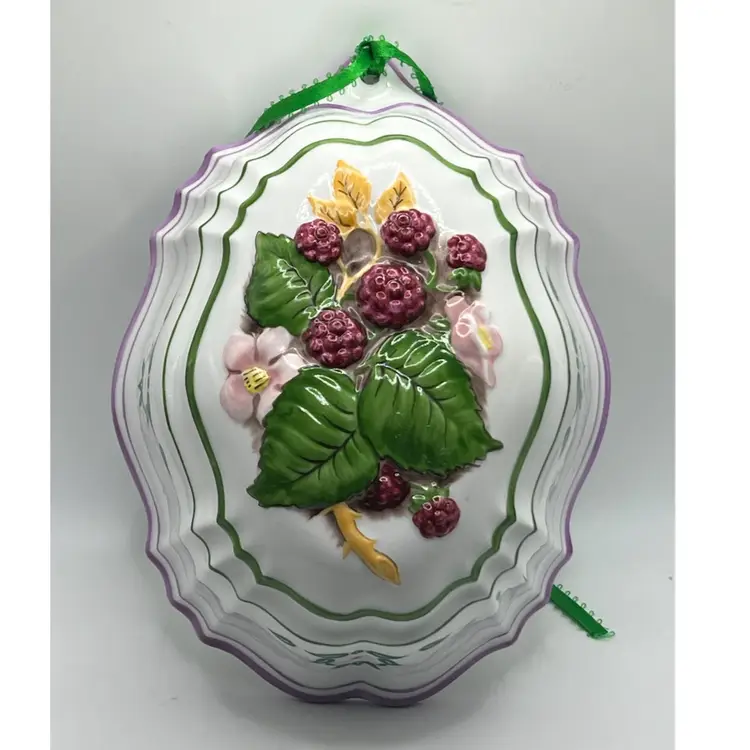 VTG LeCordon Bleu & THE FRANKLIN MINT©️1986 Porcelain Raspberry Jello Mold