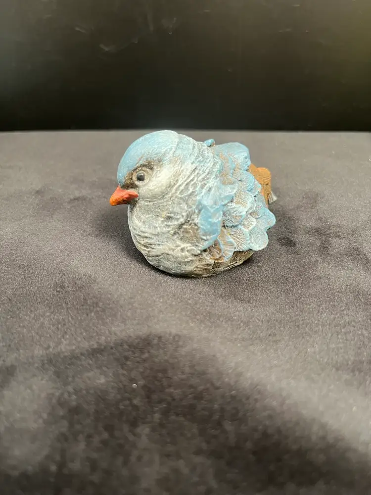 KESA-"Danisch Design"-Made in Holland Resin Blue Bird all "Puffed" Out