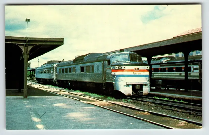 #01 Railroad Postcard Train Railway Locomotive 27 Amtrak Budd Cars Springfield Mass