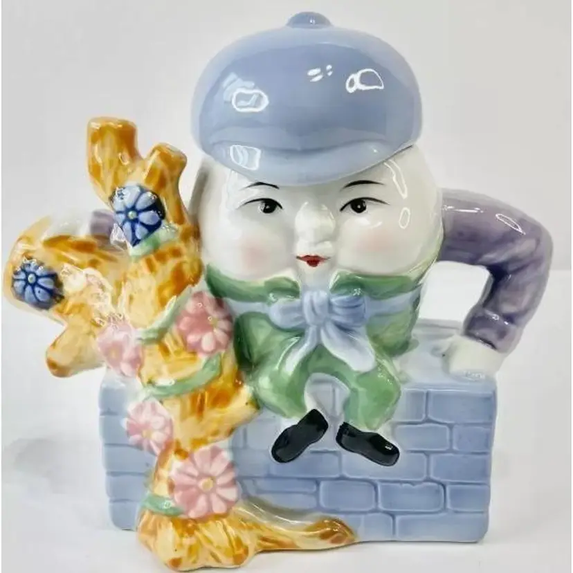 Vintage Feitx Humpty Dumpty Ceramic Tea Pot Pitcher Circa 1970s Removable Lid