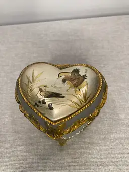 #01 Bird Made In Japan Ornate Heart Snapped Trinket Jewelry Music Box