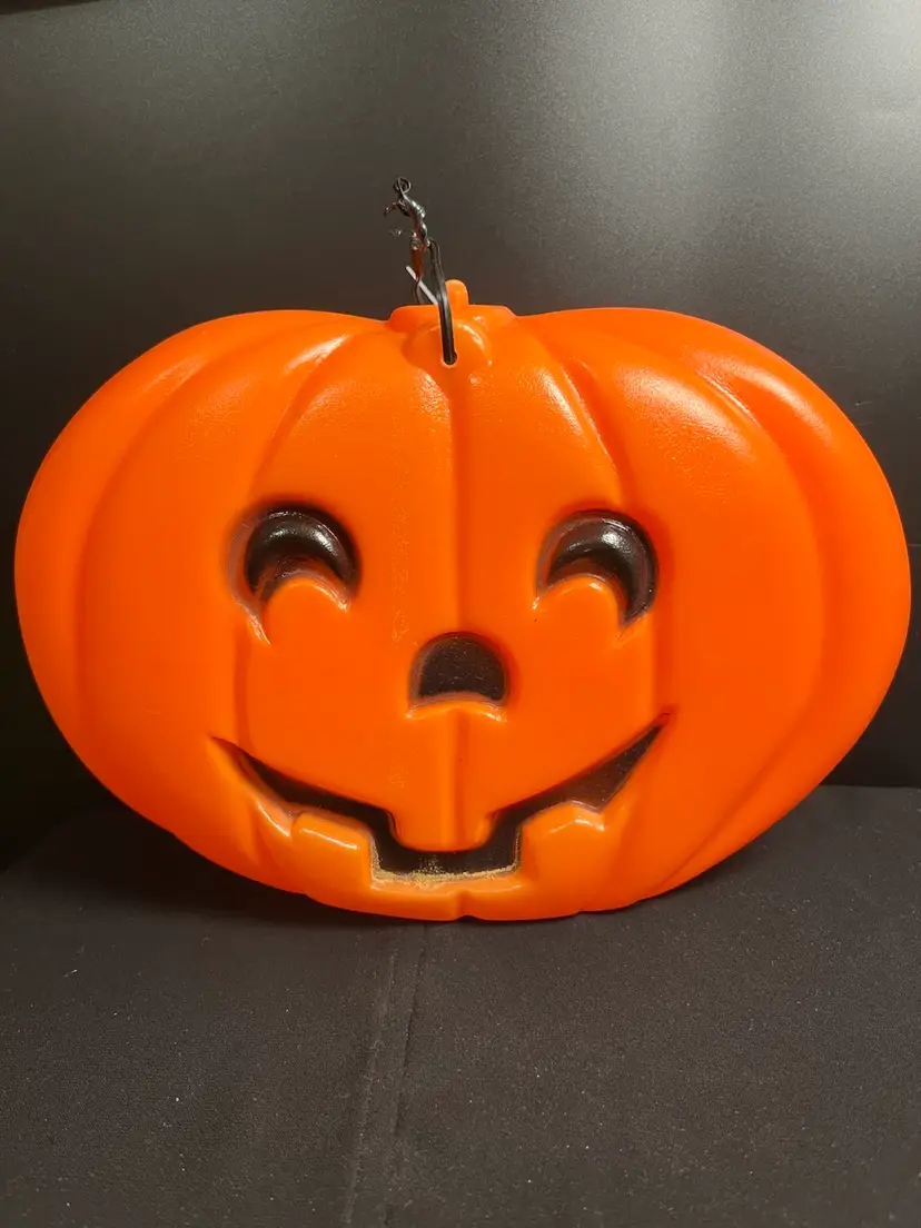 Vintage 6 1/2" Tall Flat Blow Mold of a Jack O Lantern