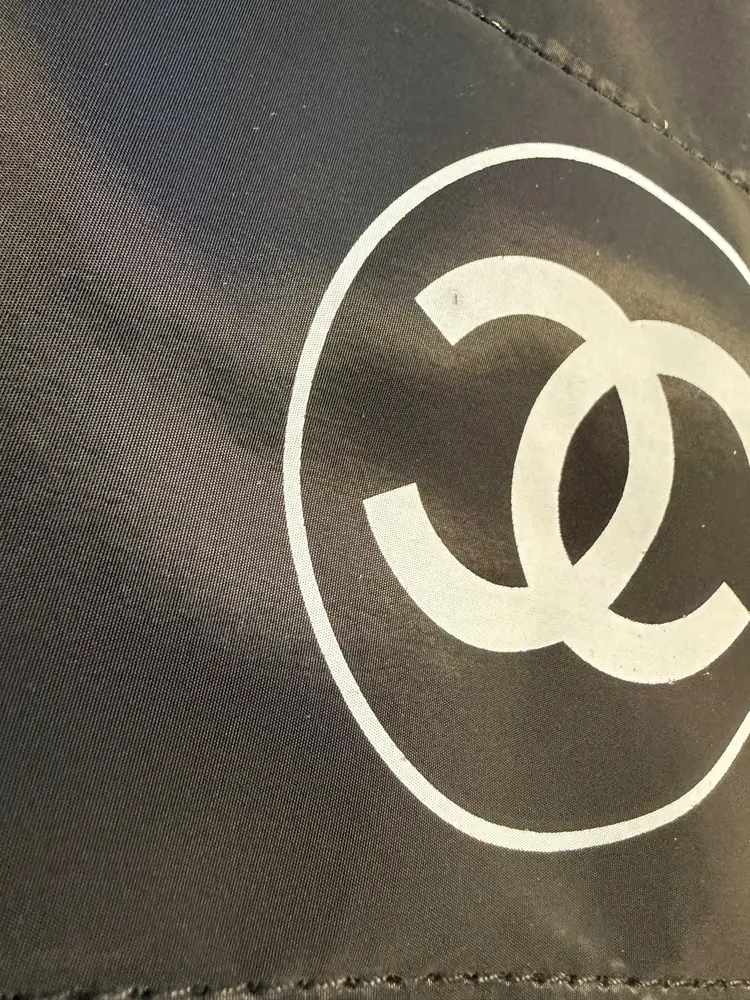 G-001 Chanel Beauty GWP Travel Pouch - Black