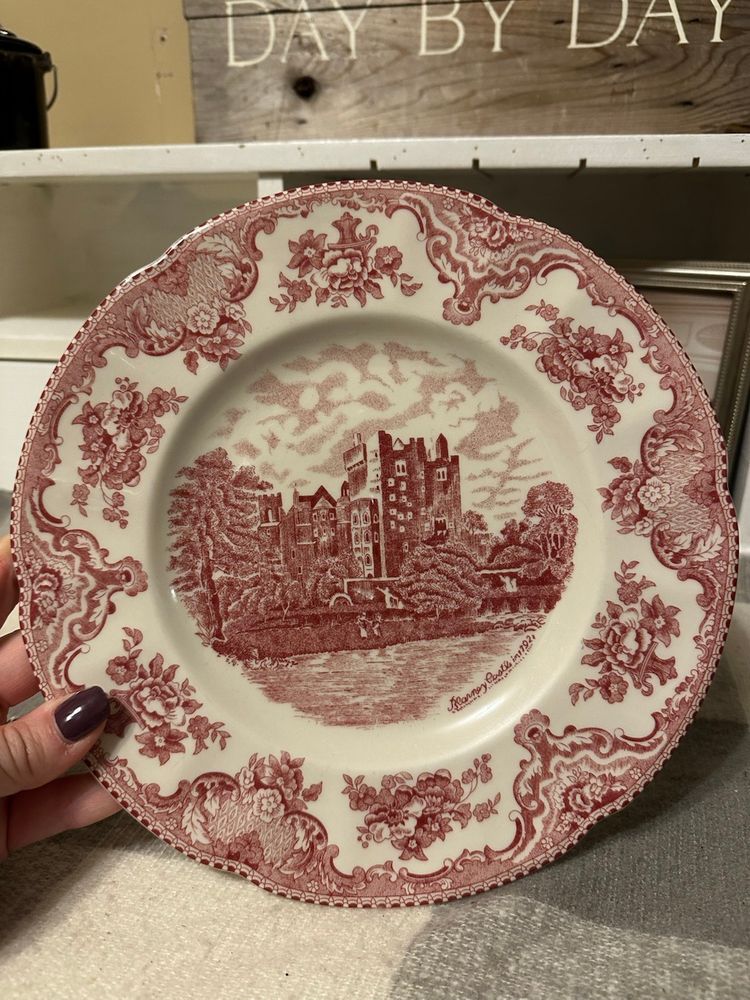 Vintage Johnson Brothers England Old Britain Blarney Castle in 1792 Dinner Plate