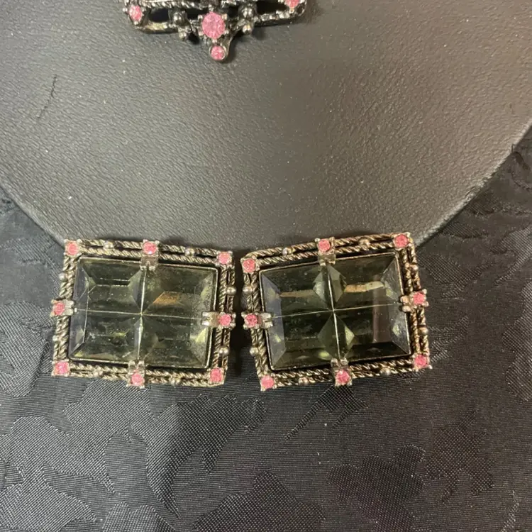 Vintage 1956 Sarah Coventry Midnight Magic Set