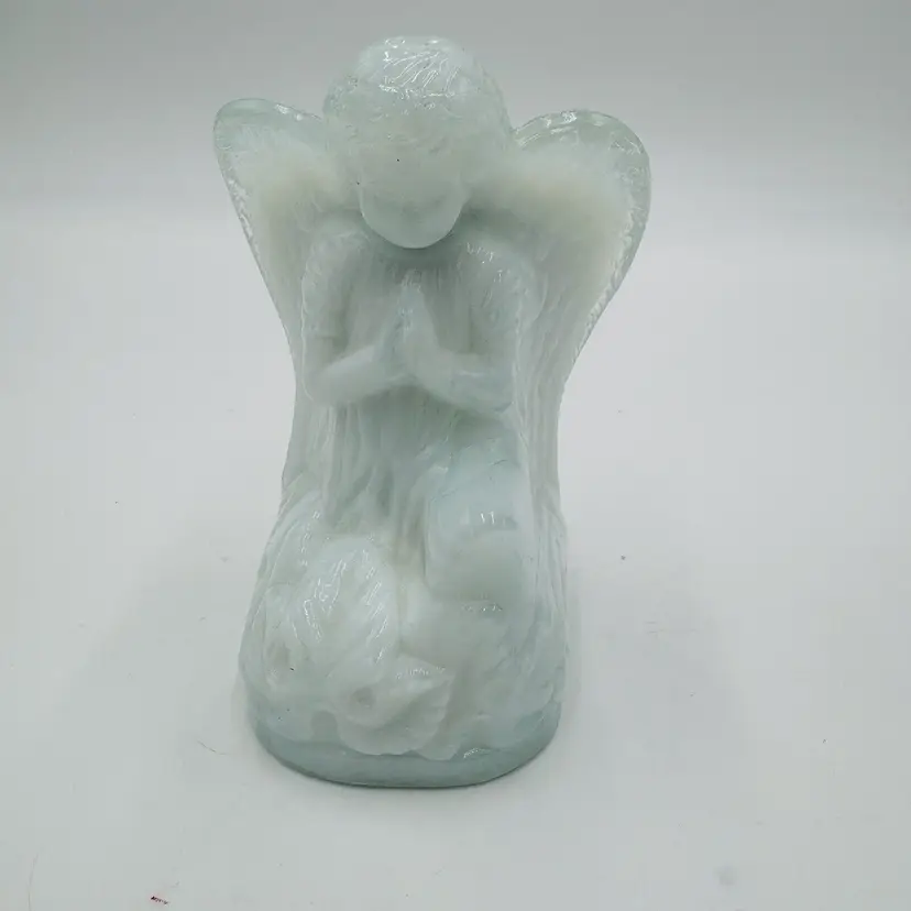 Vintage Boyd Art Glass Angel White Blue Clear Pressed Glass Figurine B