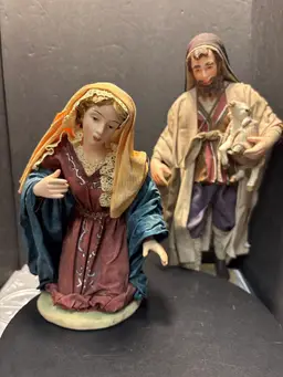 Vintage Grandeur Noel Nativity Set 2002 Figure Replacement Mary And Shepherd