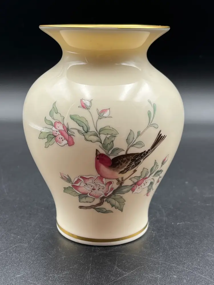Lenox- Serenade Vase