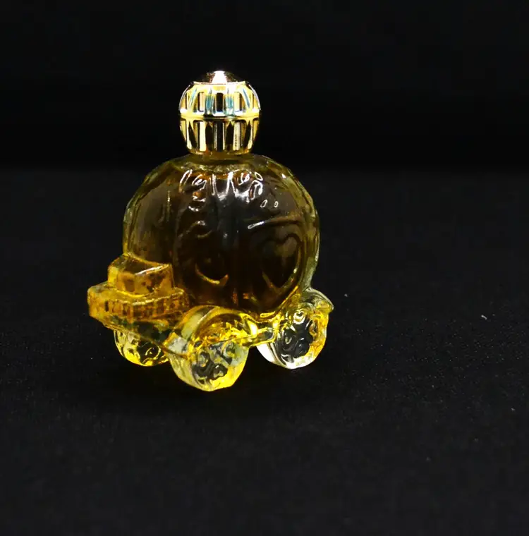 Vintage Avon Cologne Bottle Magic Pumpkin Coach Full Glass Bottle With Original Box Dresser Decor Fairy Tales Cinderella