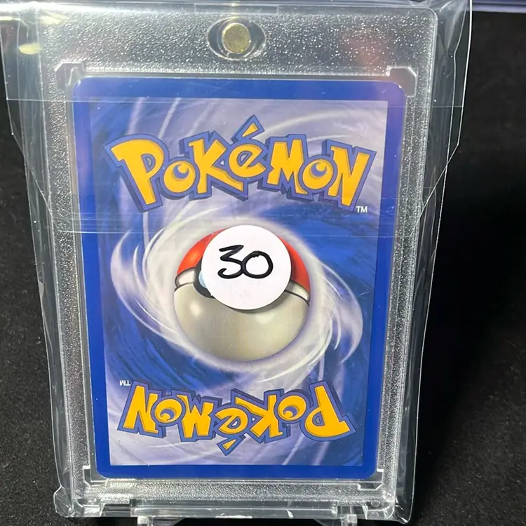 1999 Pokémon Fossil set Holofoil Raichu 14/62.