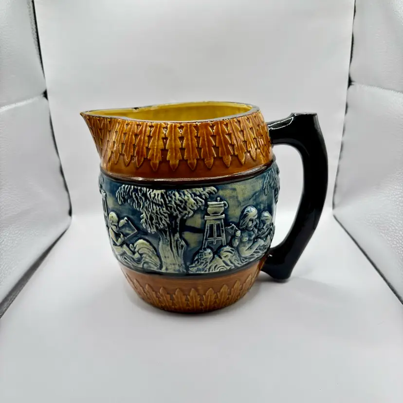 Vintage 1920s MAJOLICA Barrel Beer Pitcher Handmade Pottery, BREWERIANA Liquor Hand-painted Glazed, Made In Japan