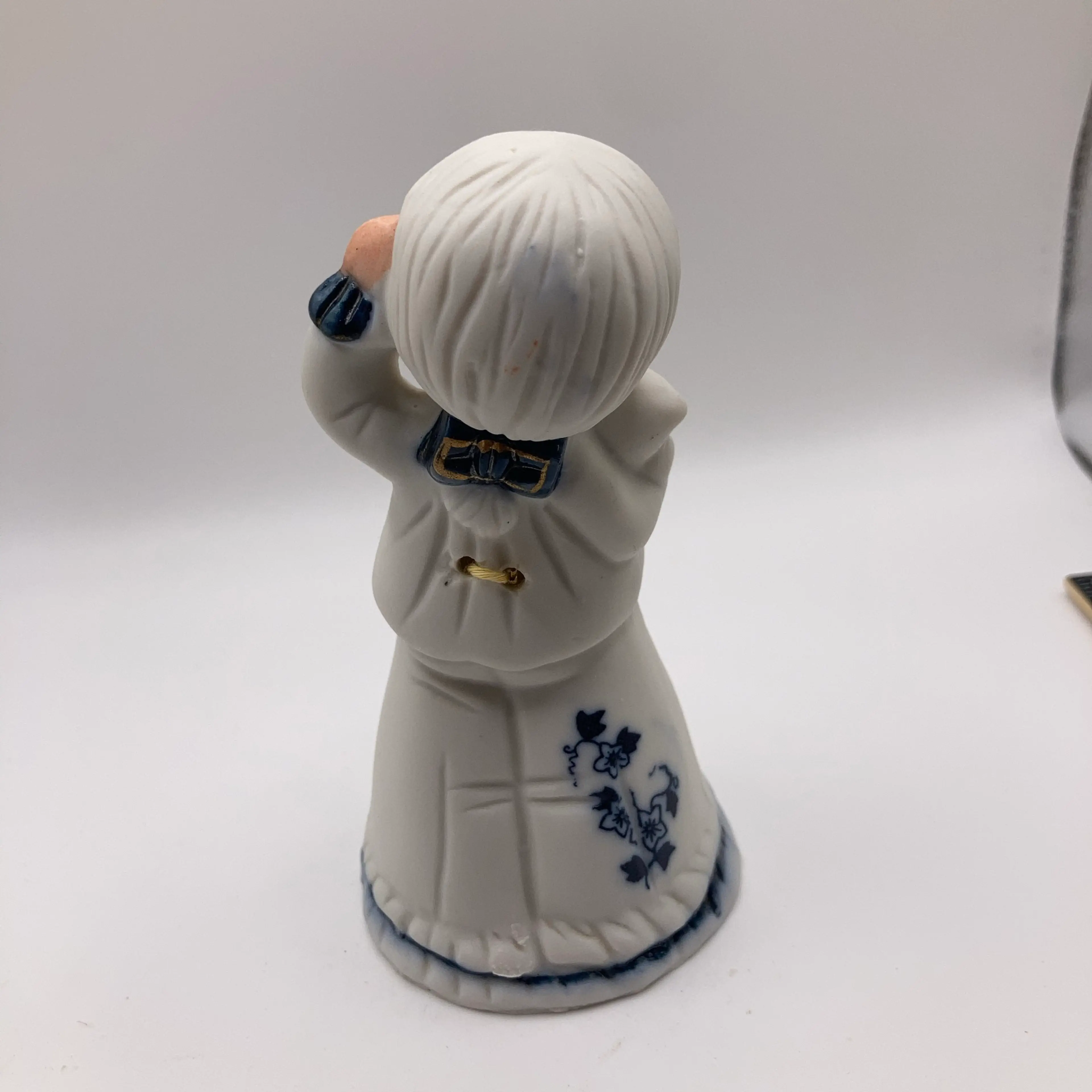 Image 3 of 8