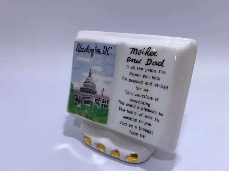Vintage Souvenir Washington DC 'Mother and Dad' Ceramic Vase/Card Holder 3.75" H