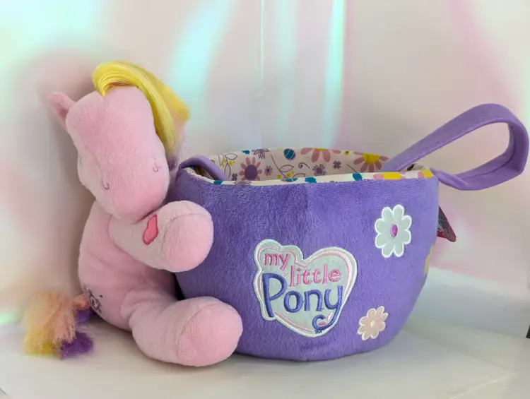 My Little Pony Shutterfly Plush Easter Basket Target 2006 MLP Stuffed Pink Horse G3 Vintage 00s Collectible toys Nostalgic gift