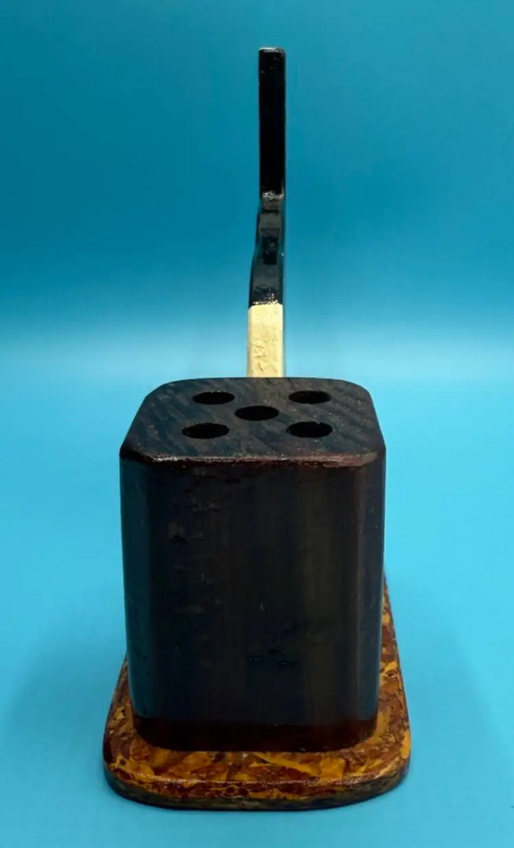 Folk Art Hound Dog 5 Pen Holder