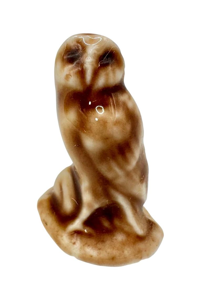 Vintage Wade Whimsies Barn Owl Bird Ceramic Pottery Figurine Brown 1.5”