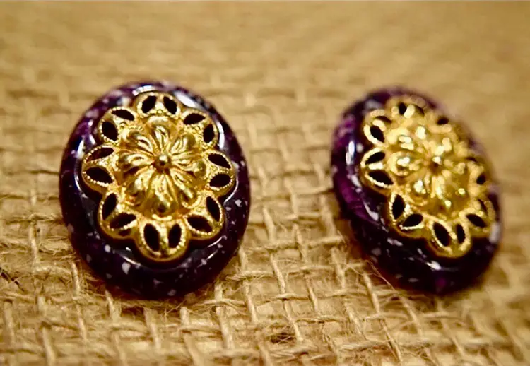 Vintage 1990 Avon “Winter Berries” Lucite Earrings with Gold Accents