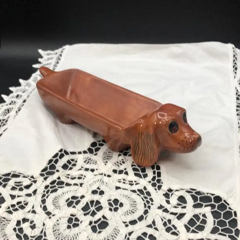 Vintage Ceramic Dash Hound Dog Cracker Holder