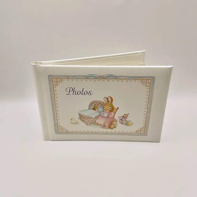 Vintage, Hallmark, Bunnies/Rabbits, Photo Album, Never Used. Excellent Condition!