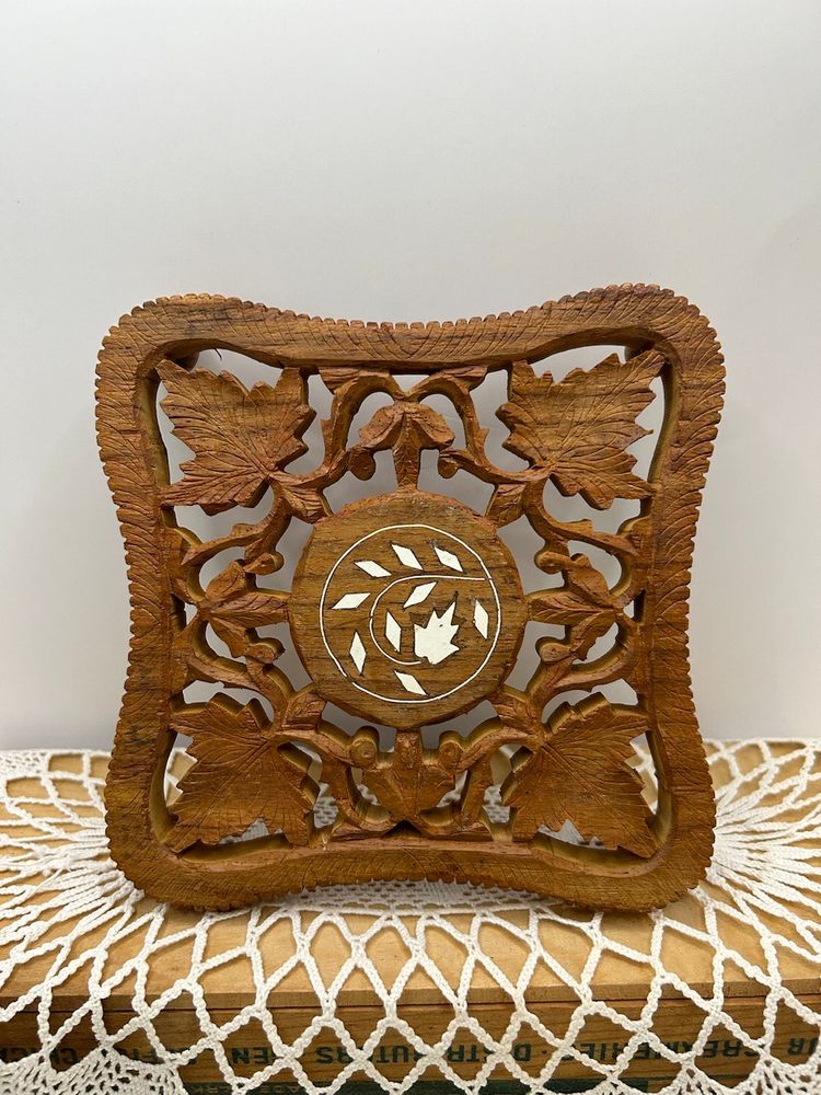 Wooden Trivet 5 1/2 Sq