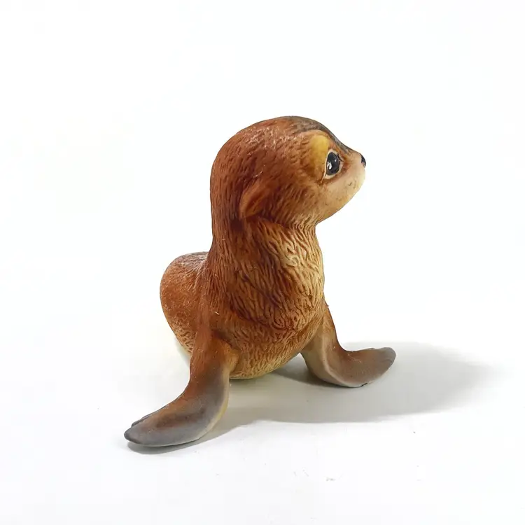 Vintage Seal Figurine
 Akiku the Seal Pup
From The Baby Animals Collection
By Roger J. Brown 1978