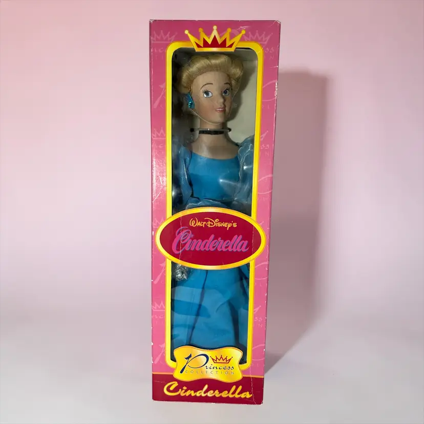 VTG Walt Disney Classics Princess Collection Bisque Porcelain Cinderella 16”