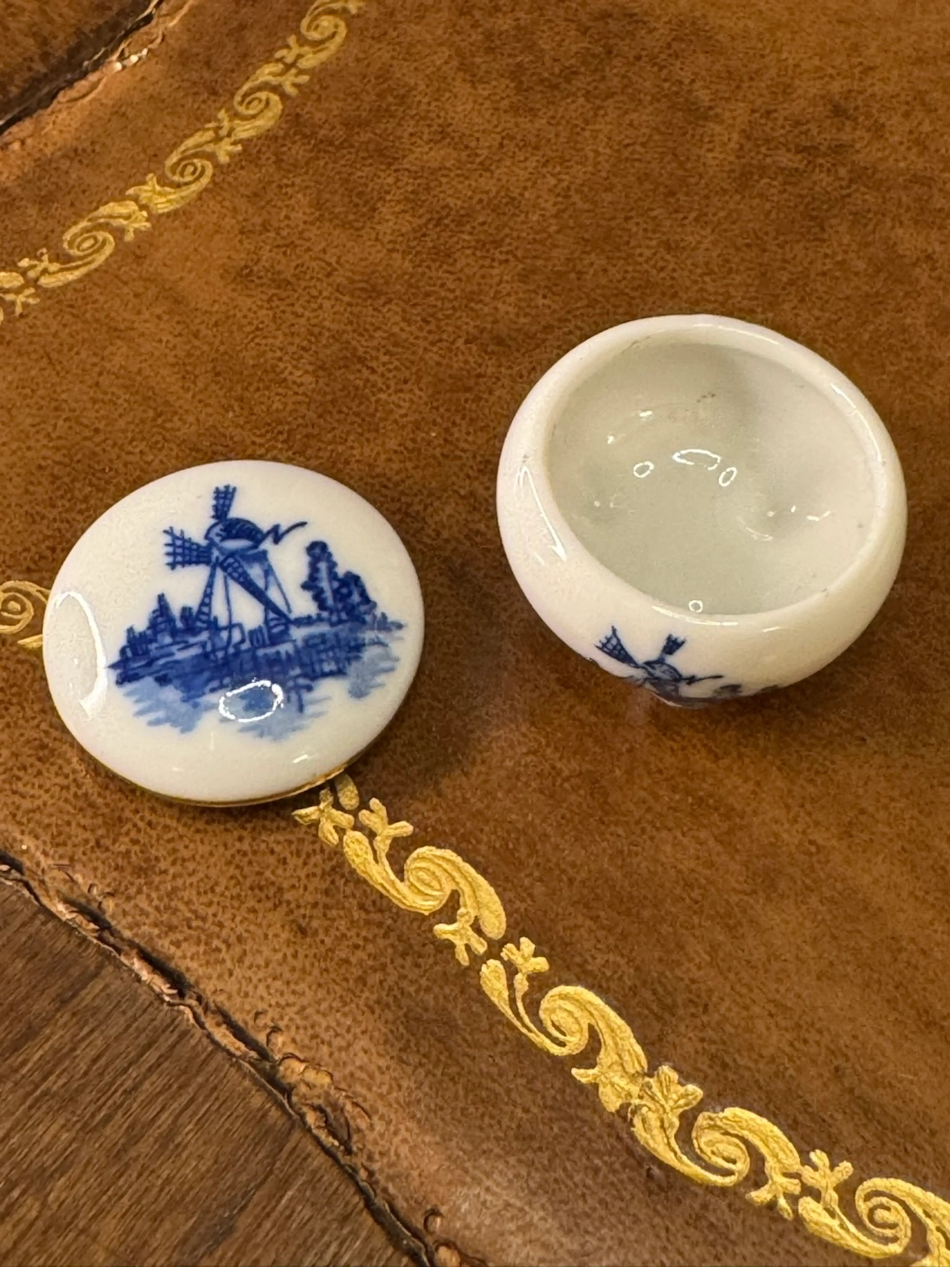 Image 3 of 4