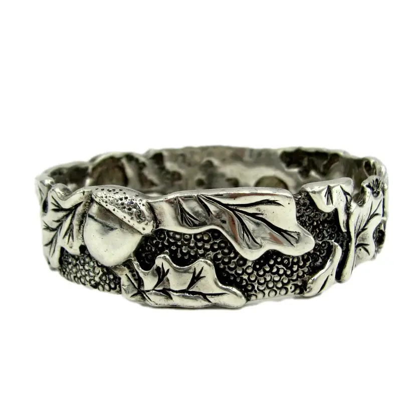 Rare 1990 Stephen Dweck Sterling Acorns Bangle Deeply Embossed Design Bracelet