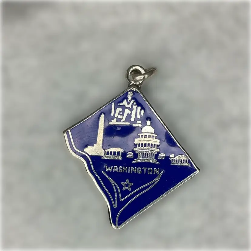 .925 Sterling Silver Washington D.C. Map Outline Charm Blue Enamel Wells Maker Mark