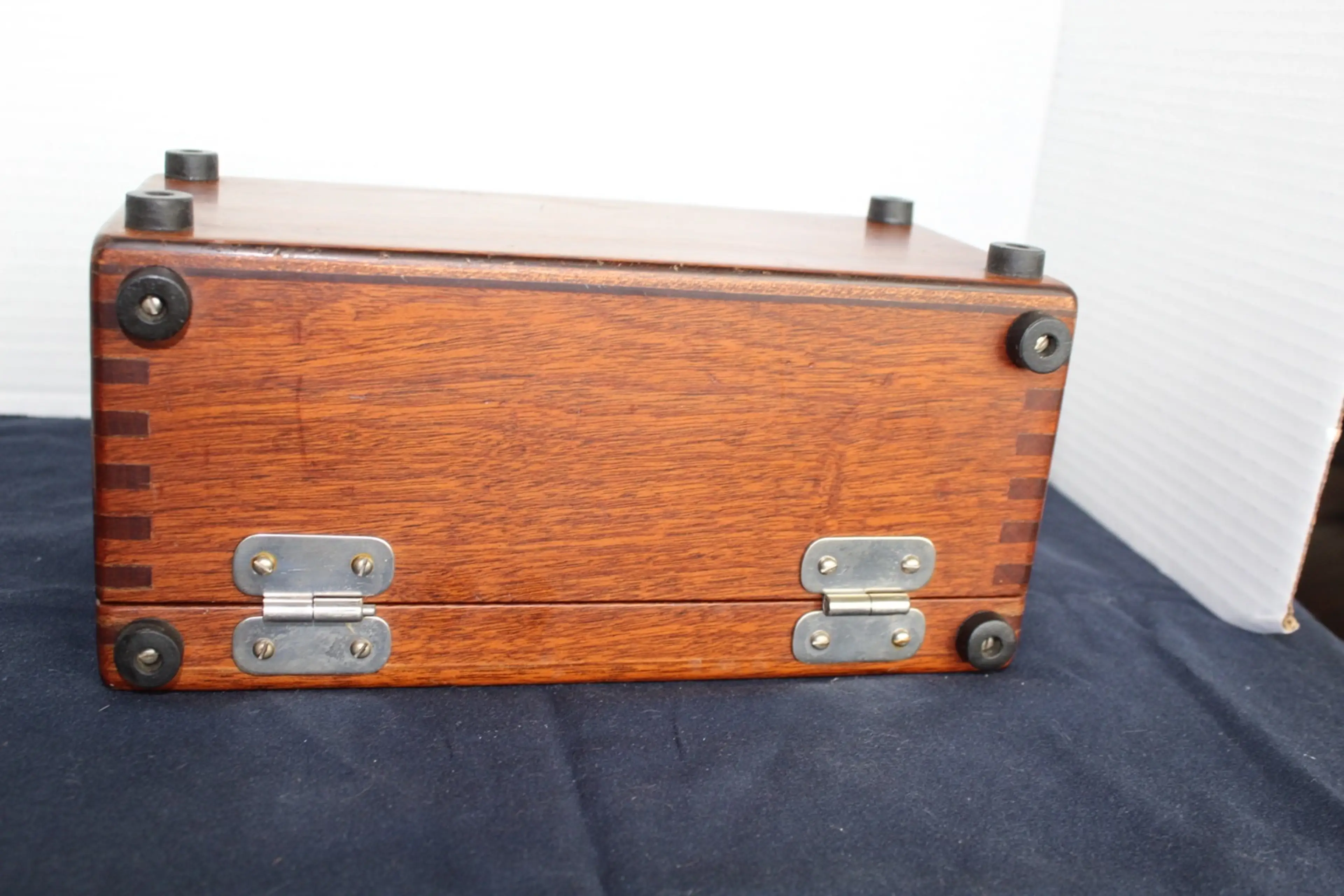 Image 4 of 9