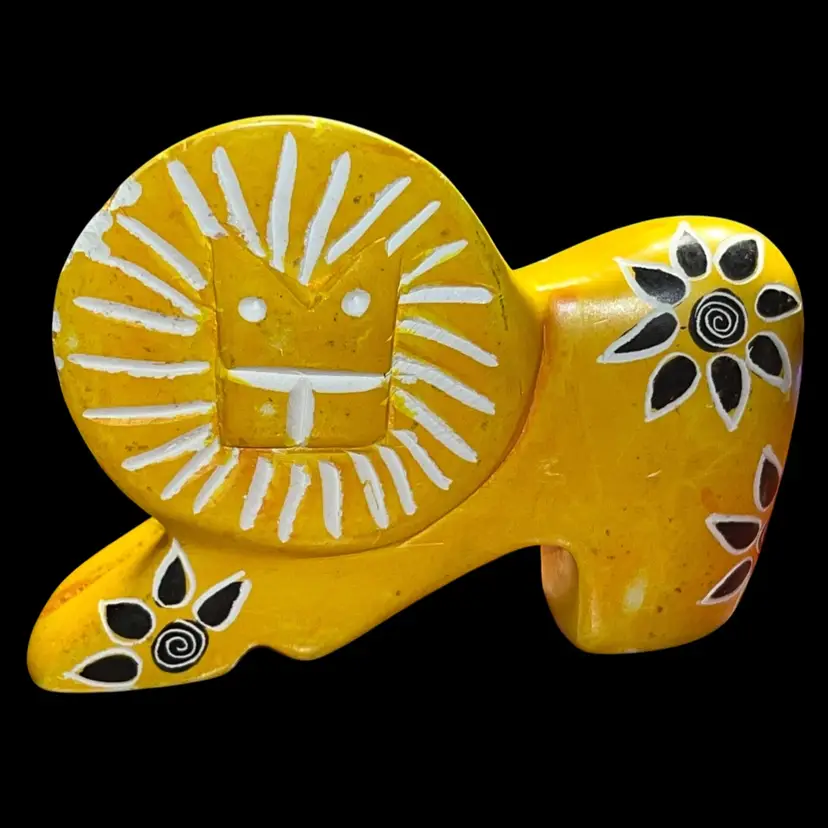 Kenya Folk Art Soapstone Lion With Flaws