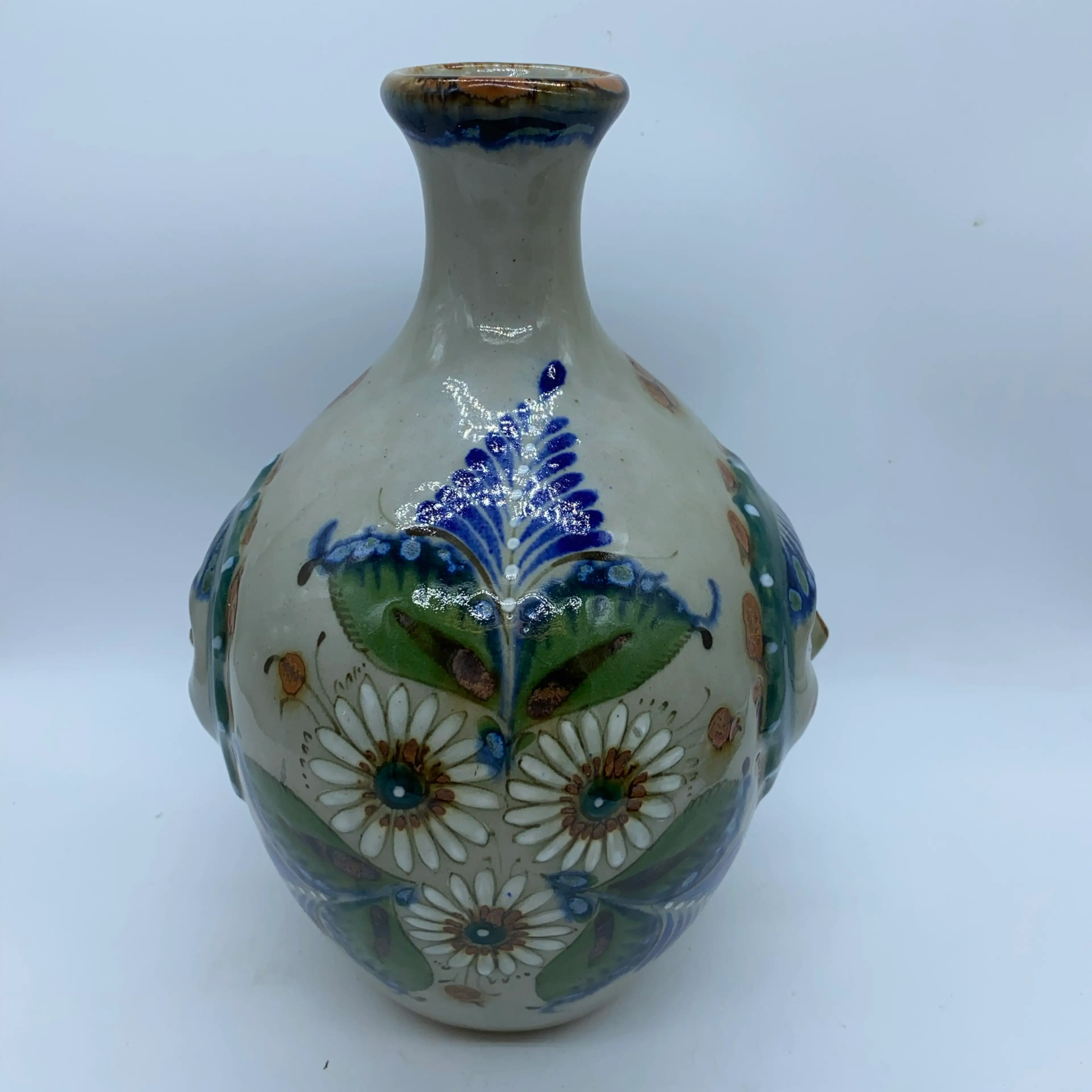Image 4 of 8