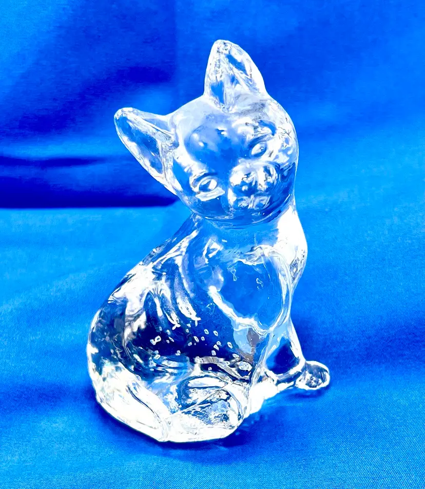 Fenton  Style Sitting Cat Clear Solid Glass 4" Figurine