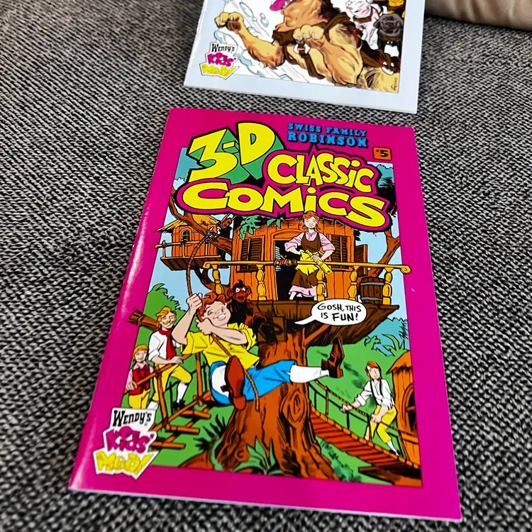 022 vintage Wendy’s kids meal 3-D classic comics set of two