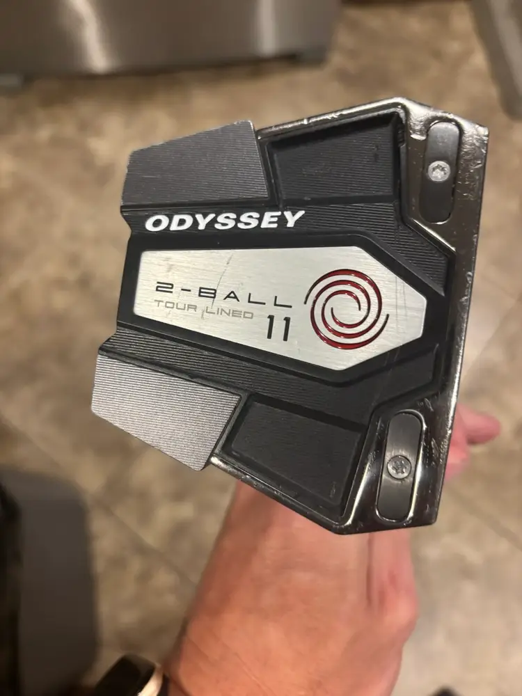 Odyssey 11 Tour Line 2 Ball