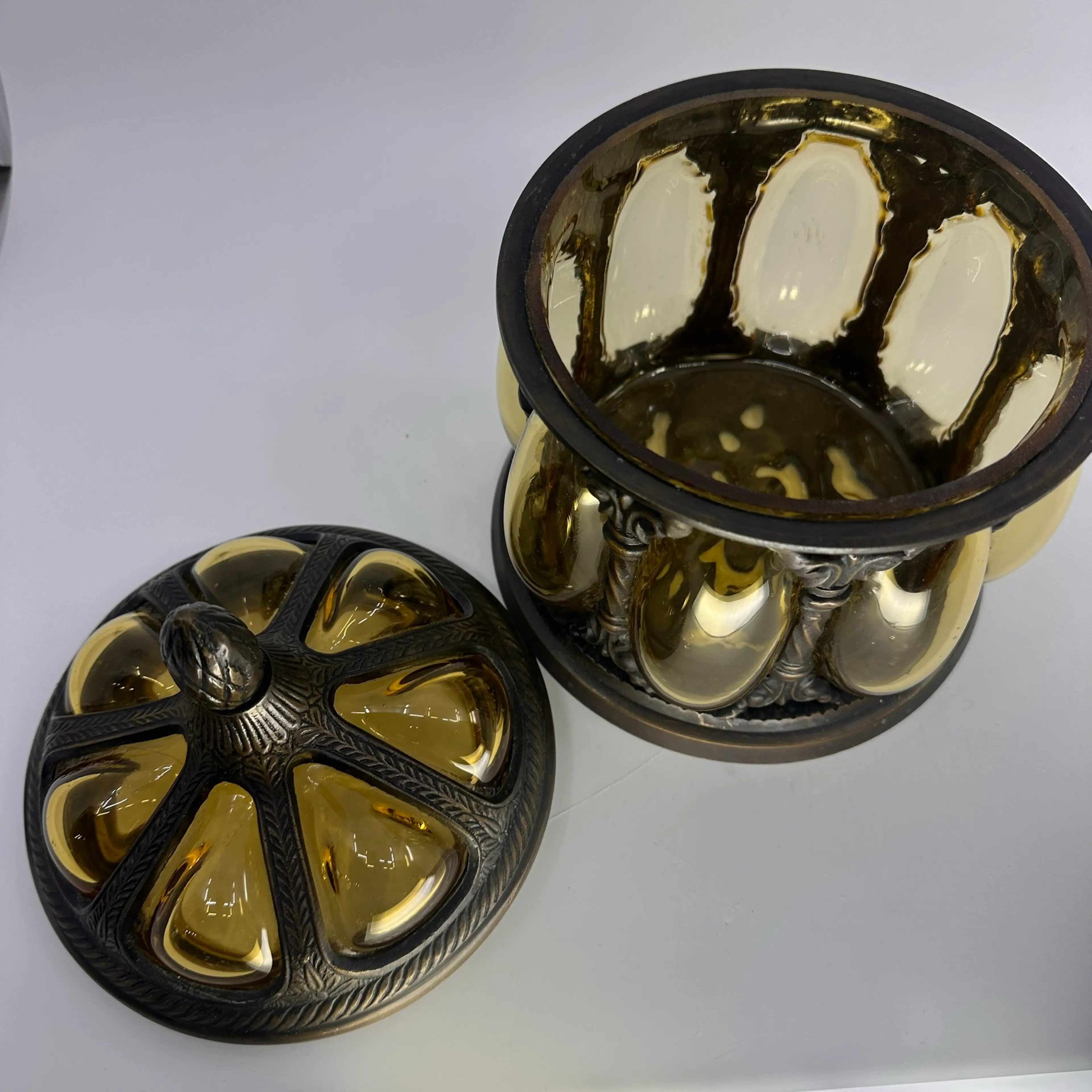 Image 3 of 4